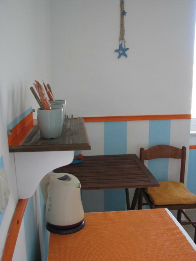 Apartments And Room Lemon Вис Екстериор снимка